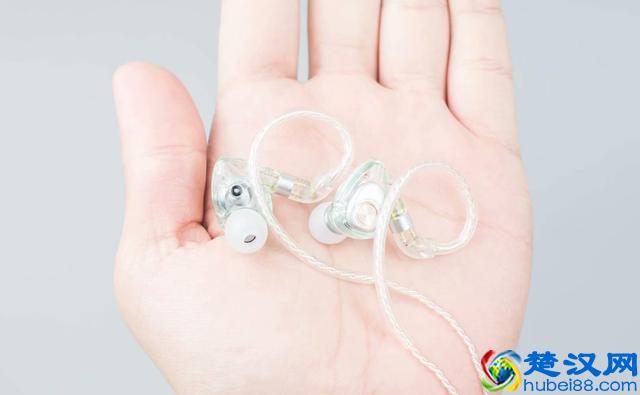 专业的监听耳机，就是“正确”的声音吗？揭开监听耳机的神秘面纱