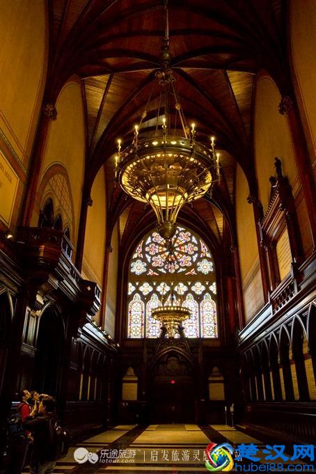 美国历史最悠久的高等学府 哈佛大学