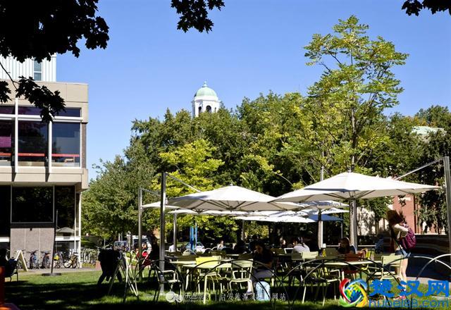 美国历史最悠久的高等学府 哈佛大学