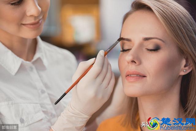 化妆师都不会告诉你的，四个实用化妆小技巧