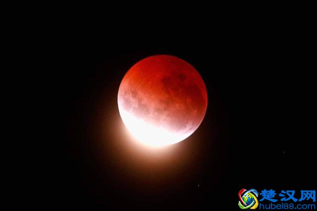 什么是月食？它是如何形成的？古人说的“天狗食月”是不是真的？