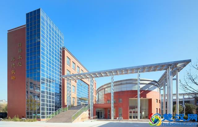 最适合文科报考的4个专业，毕业后容易进事业单位，就业发展好！