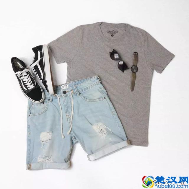 一件灰色丅恤,能这样穿?帅的不像样