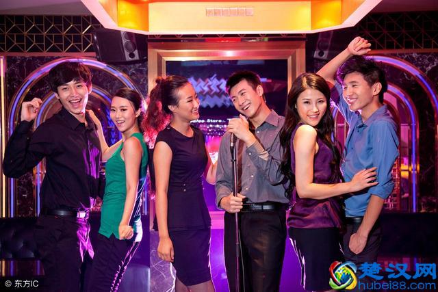 KTV唱歌不好听，该从什么歌练起，怎么学会？