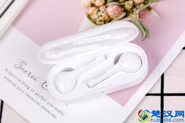 什么牌子的蓝牙耳机性价比高，2019呼声最高的四款蓝牙耳机推荐