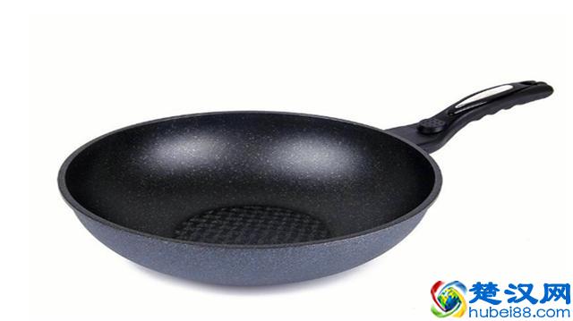 如何选购一口好锅，新手看这里就够了，炒菜口感好全靠一口锅