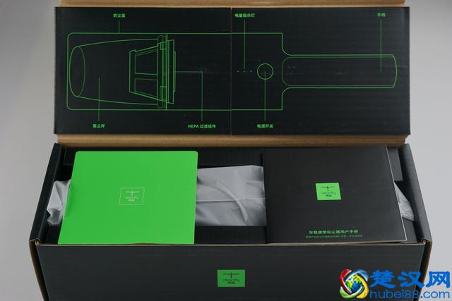 车友福利，这可能是目前最好用的车载吸尘器，清蜓吸尘器评测体验