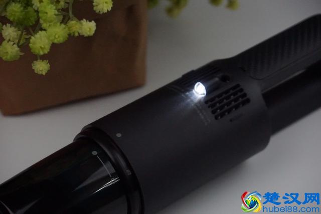 车友福利，这可能是目前最好用的车载吸尘器，清蜓吸尘器评测体验