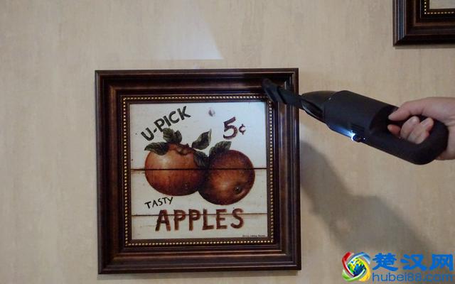 车友福利，这可能是目前最好用的车载吸尘器，清蜓吸尘器评测体验