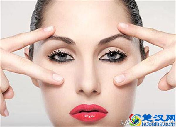 土豆片敷眼睛能去眼袋吗？怎么敷能缓解眼袋？