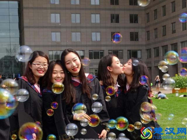 大学生挂科的后果有四个，以为只是挂科，其实是失去了很多