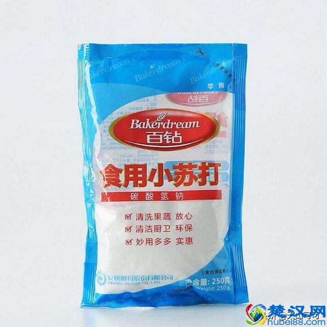 泡打粉和苏打粉是不是一样？它们做什么用呢？