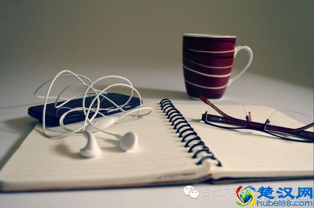 这样写文学评论文章,老师没办法不给高分!