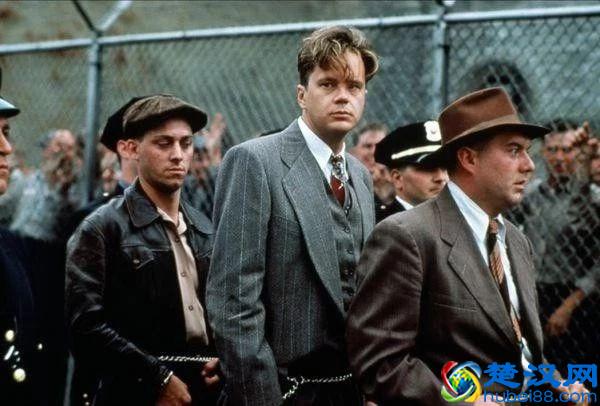 《肖申克的救赎》，一生必看的电影，最后到底救赎了什么