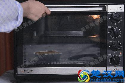 芝士焗土豆泥，口感浓郁，抵挡不住的芝士诱惑！