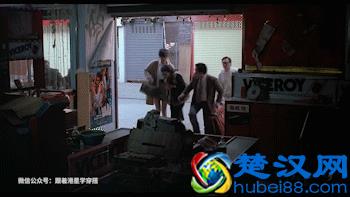 王祖贤开衫穿搭秘籍，夏末秋初穿开衫，让你时髦又有女人味，