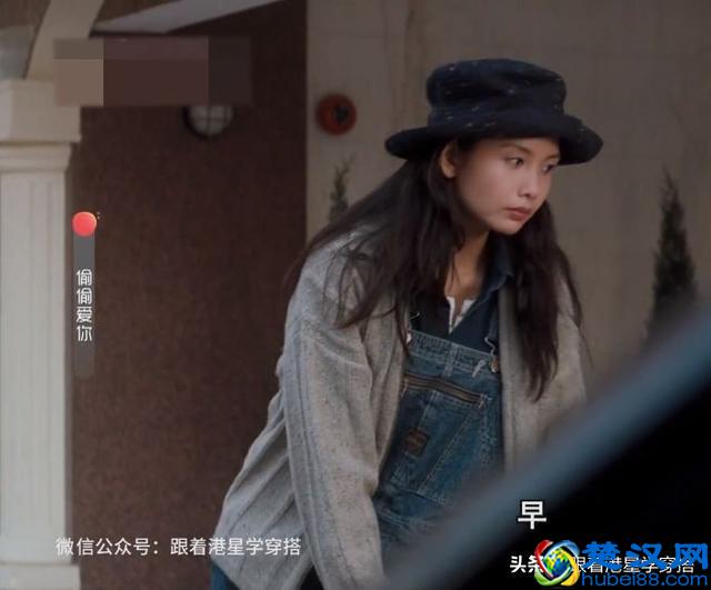 王祖贤开衫穿搭秘籍，夏末秋初穿开衫，让你时髦又有女人味，