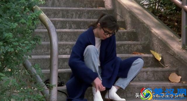 王祖贤开衫穿搭秘籍，夏末秋初穿开衫，让你时髦又有女人味，