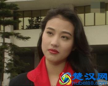 王祖贤开衫穿搭秘籍，夏末秋初穿开衫，让你时髦又有女人味，