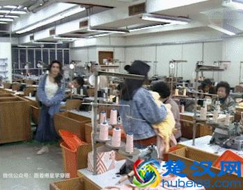 王祖贤开衫穿搭秘籍，夏末秋初穿开衫，让你时髦又有女人味，