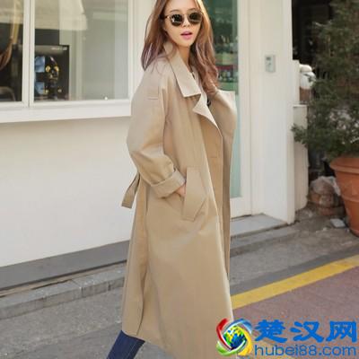 长款风衣搭配什么版型的裤子最合适