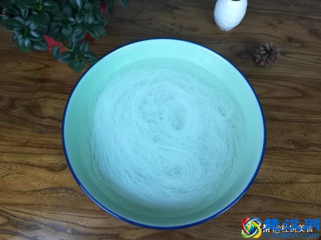 网红花甲粉，在家轻松做，适合零基础，万能“金银蒜蓉”揭秘