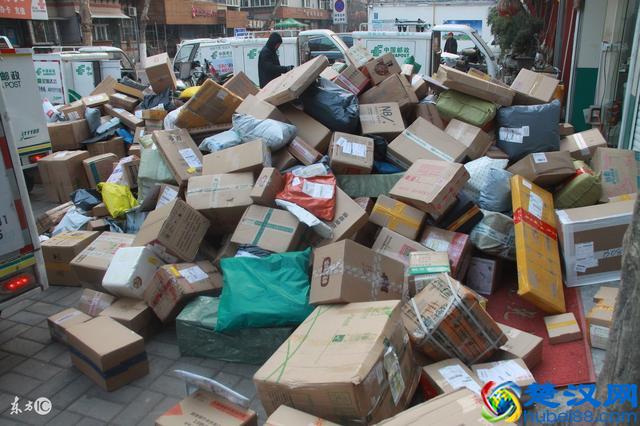 圆通快递一个月到底有多少工资？内部员工亲口告诉你！