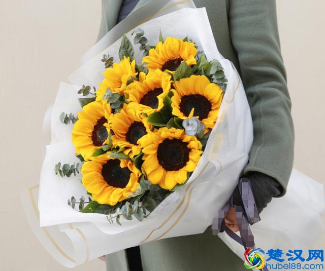 教师节送花指南，除了向日葵、康乃馨，还能送什么？