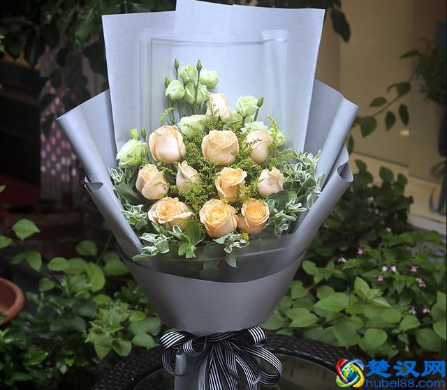 教师节送花指南，除了向日葵、康乃馨，还能送什么？