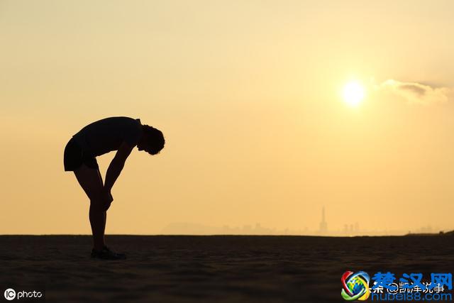 你的梦想是什么？不对，是奋斗！开辟出独一无二的人生之路！