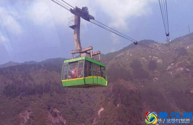 南岳衡山景区一日游，我国五岳之一，有“南岳独秀”的美誉