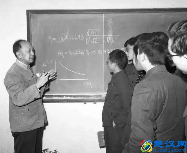 钱学森逝世十年：是什么造就了钱学森？中国还能不能再出钱学森？