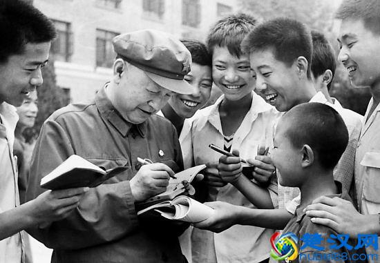 钱学森逝世十年：是什么造就了钱学森？中国还能不能再出钱学森？