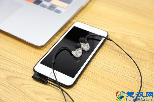 真香预警，森海塞尔IE40Pro耳机评测，适合并非烧友的你