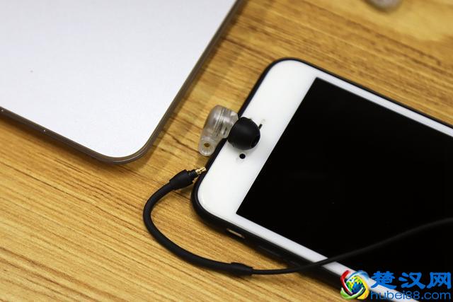 真香预警，森海塞尔IE40Pro耳机评测，适合并非烧友的你