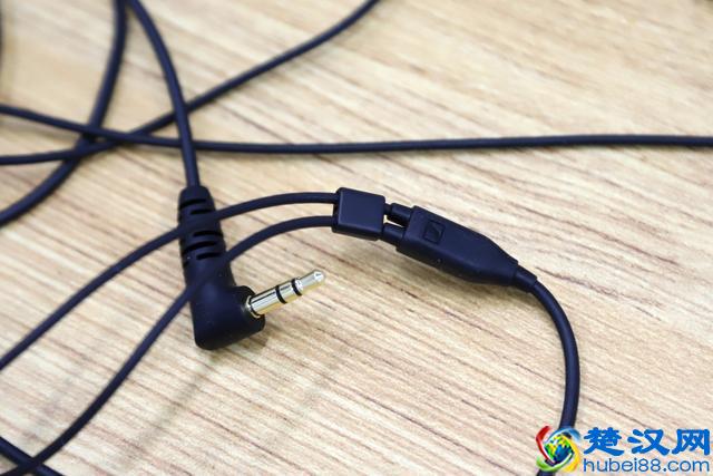 真香预警，森海塞尔IE40Pro耳机评测，适合并非烧友的你