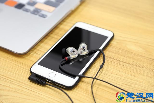 真香预警，森海塞尔IE40Pro耳机评测，适合并非烧友的你