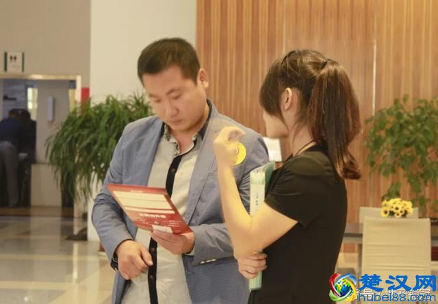 置业顾问中菜鸟与高手的区别，看看你是？