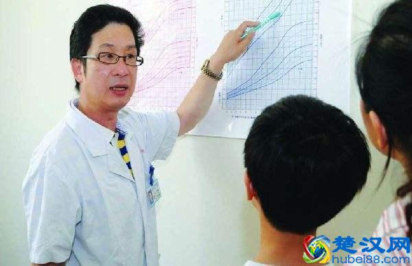 孩子长个子的3个关键阶段，家长一定要把握好，错过就真的错过了