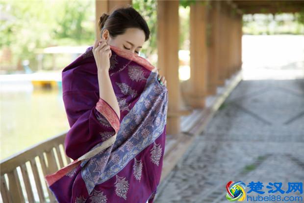 送围巾代表什么意思呢？送围巾代表什么意思10个人9个不知道