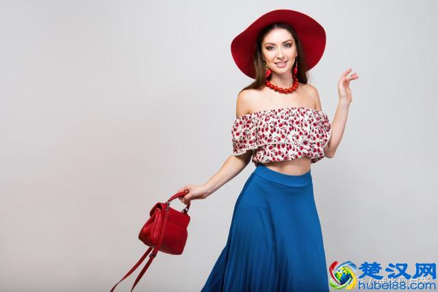 肩不宽的人穿什么衣服好看 教你轻松就能变得美丽动人