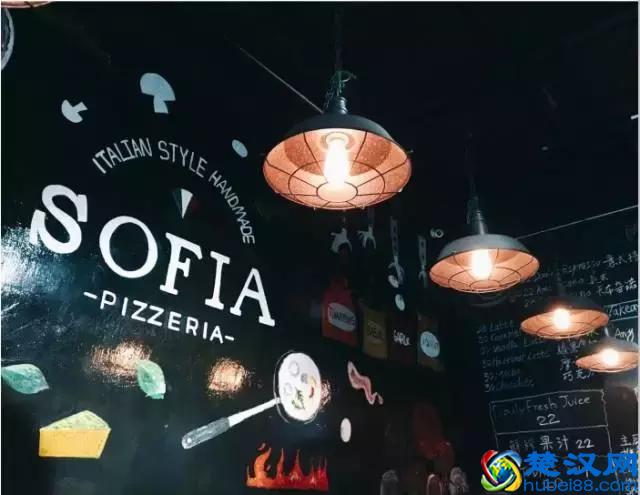 “炸鸡披萨”算什么！韩式肥牛、巧克力棉花糖····魔都这些披萨新口味你吃过吗？