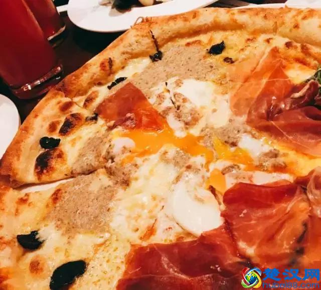 “炸鸡披萨”算什么！韩式肥牛、巧克力棉花糖····魔都这些披萨新口味你吃过吗？