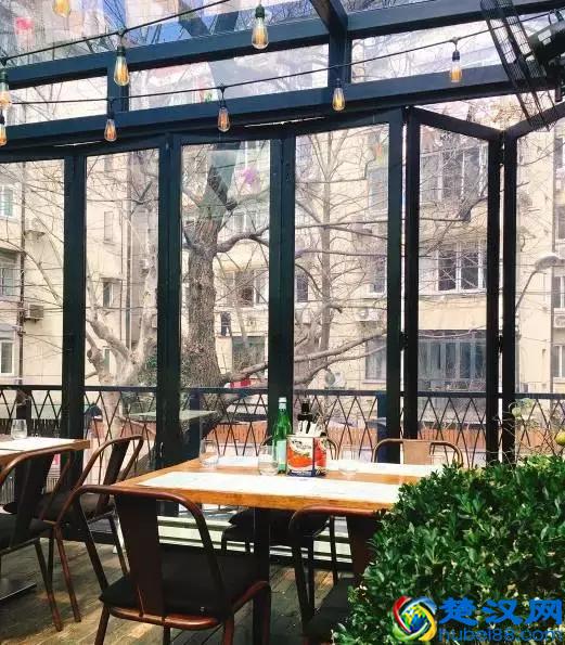 “炸鸡披萨”算什么！韩式肥牛、巧克力棉花糖····魔都这些披萨新口味你吃过吗？