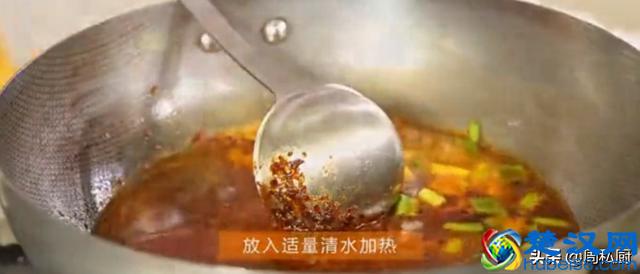 云贵川“香辣牛杂汤锅”的做法，做法简单，也可以做成火锅