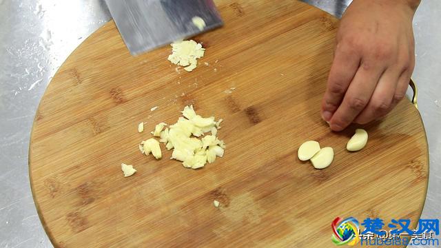 西兰花怎样做最好吃？厨师长教你这样做，清淡少油又营养