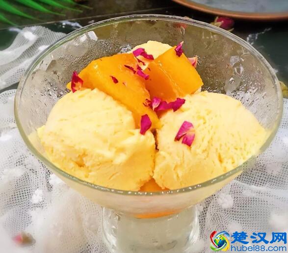 夏天吃它最棒，自制芒果冰淇淋，简单美味无添加，比买的还好吃