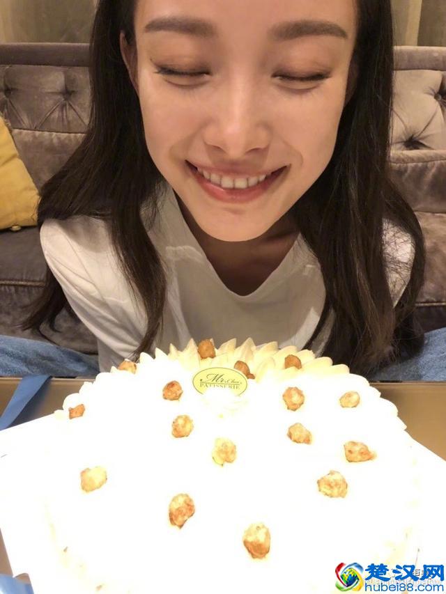 baby倪妮这对“骨灰级闺蜜”，却在生日这天露出马脚……