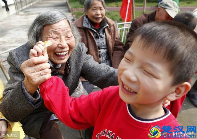 没有法定假日的九月初九重阳节，你知道是为了纪念什么的吗？