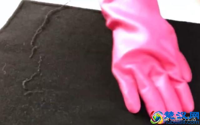 轻松清洗毛呢大衣小技巧，有效去污渍，再也不用拿到干洗店洗了！